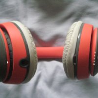Безжични слушалки Beats Solo2 + калъф + оригинални кабели B0534, снимка 11 - Слушалки и портативни колонки - 40894167