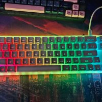 Механична RGB клавиатура за компютър 65% Womier Gateron Brown gaming keyboard геймърска светеща, снимка 3 - Клавиатури и мишки - 44354633