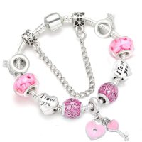 Нежна гривна с висулки тип Пандора Pandora charm charms Чарм свети валентин i love you, снимка 1 - Гривни - 41338402