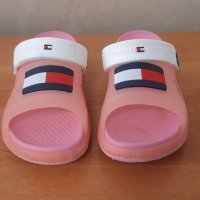 Tommy Hilfiger -Много Запазени, снимка 3 - Детски сандали и чехли - 41672448