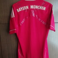 Bayern Munich Adidas Techfit оригинална рядка футболна тениска фланелка Байерн Мюнхен L, снимка 2 - Тениски - 41592161