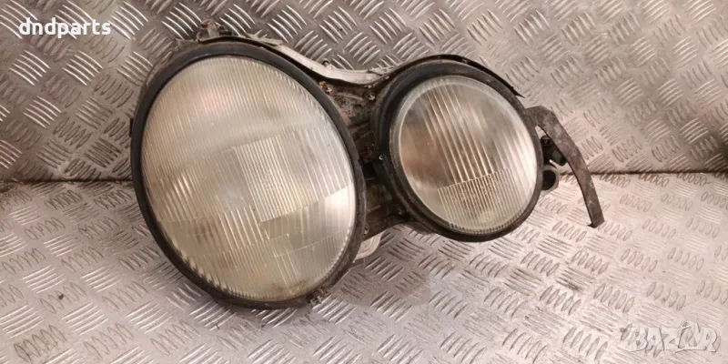 Десен фар Mercedes E-Class W210 1998г.	, снимка 1