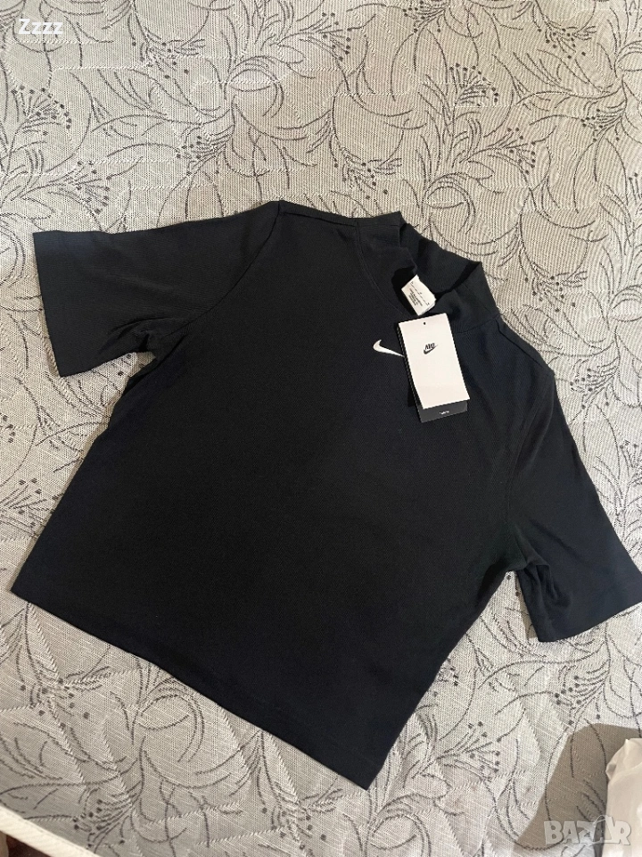 Дамска тениска Nike, снимка 1