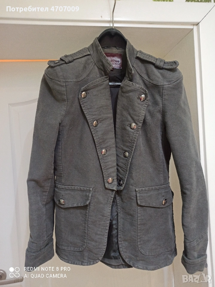 Сако втора употреба. Сиво. Размер Xl. Цена 5 евро. , снимка 1
