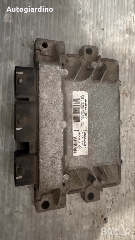 Компютър за двигател / ECU / Моторен компютър за Renault Clio - 8200522357 / 8200510536 / S120200105, снимка 1
