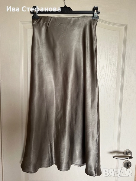 Нова сатенена сатен  дълга елгантна пола трапец , снимка 1