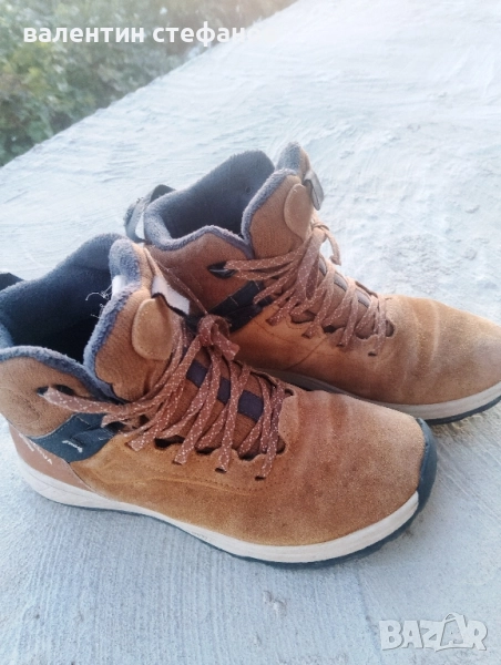 туристически обувки, юноша, номер 37 и 38, снимка 1