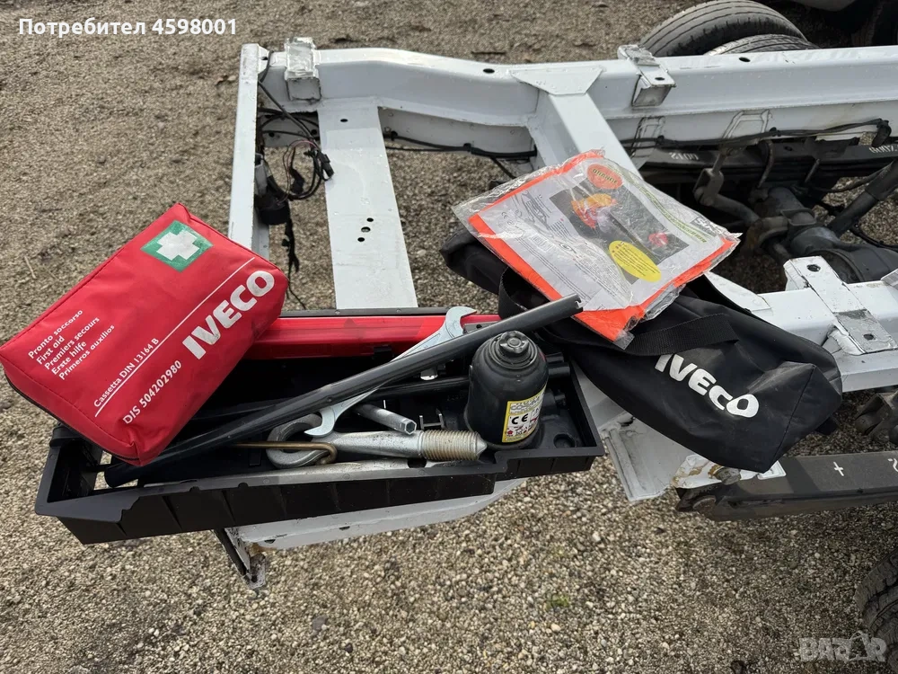 ЧИСТО НОВ Авариен Комплект за всички модели на Iveco Daily, снимка 1
