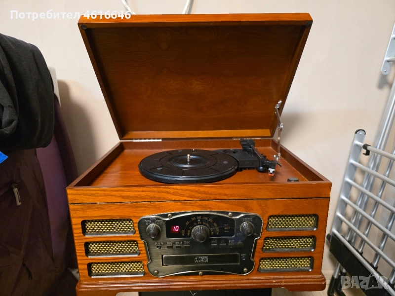 уникална уредба,много запазена , снимка 1