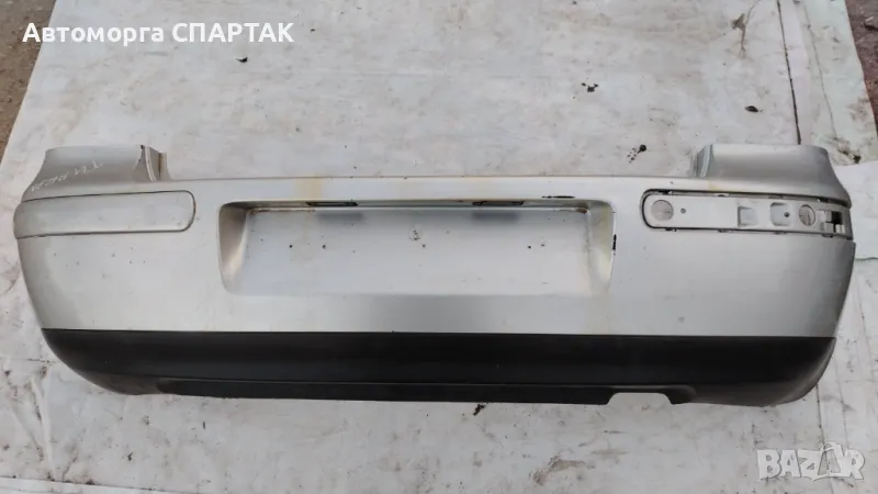 Задна броня Volkswagen Golf 4 1998-2004 5 врати 1J6807421, снимка 1