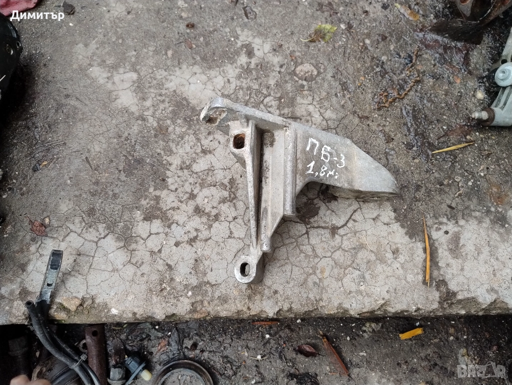 Конзола - Стойка Хидравлична Помпа За Фолксваген Пасат Б3 1.8Моно 1991г / VW Passat B3 1.8Mi 1991y, снимка 1