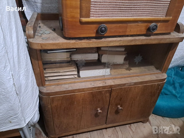 Масивна ретро мебел