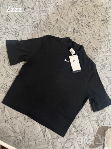 Дамска тениска Nike