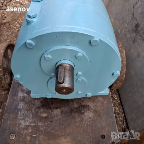 редуктор с хидромотор, снимка 4 - Електродвигатели - 49830864