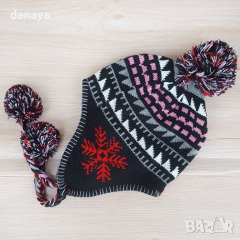 3275 Дамска зимна плетена шапка Снежинки, снимка 10 - Шапки - 38917952