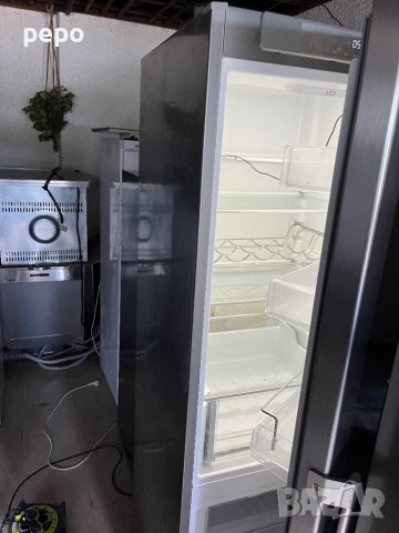 Хладилник с фризер Баукнехт, снимка 4 - Хладилници - 41805472