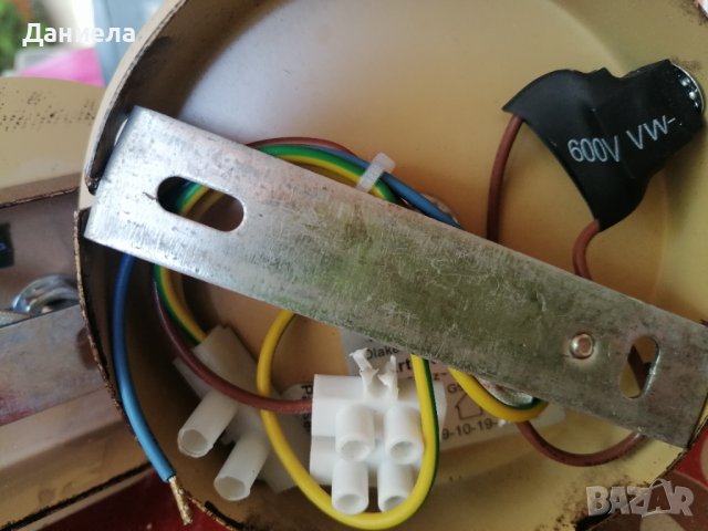 Стенна лампа марка Paul Neuhaus, снимка 4 - Лампи за стена - 41979041