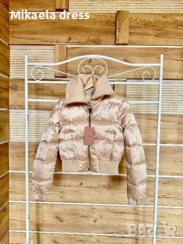 Прекрасно и много топло зимно яке от марката Miu Miu. Подходящо за студените дни на сезона.С,М,Л и Х, снимка 5 - Якета - 51939813