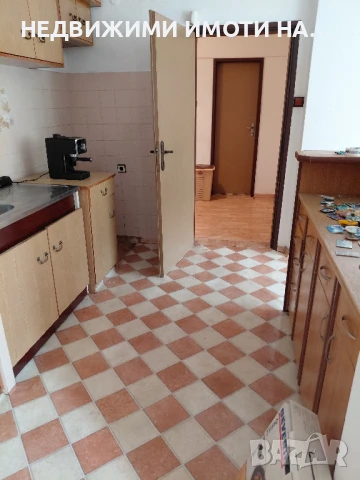 Апартамент от кооперация , снимка 18 - Апартаменти - 51295027