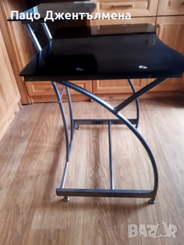 Стъклена  масичка, снимка 5 - Маси - 51693457