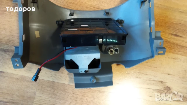 панел с поставки за чаши от шевролет такума, снимка 2 - Части - 50580112