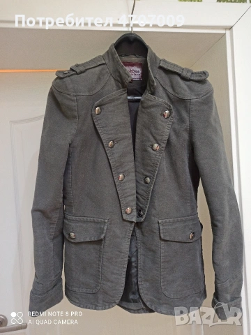Сако втора употреба. Сиво. Размер Xl. Цена 5 евро. 
