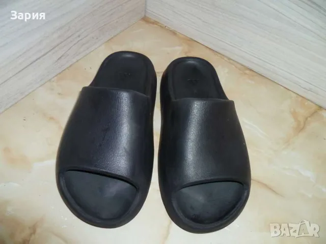 ADIDAS Yeezy чехли №39, снимка 6 - Чехли - 56363621