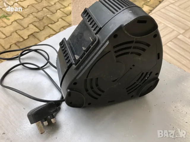 Зарядно Bosch 36V неработещо, снимка 7 - Перфоратори - 55780748