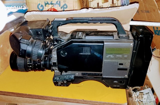 Стара професионална видеокамера записваща, снимка 2 - Антикварни и старинни предмети - 38225130