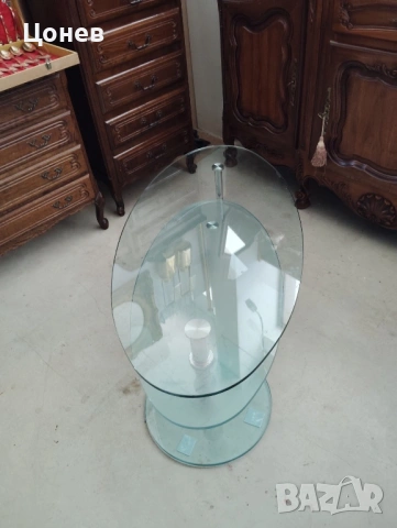 Стъклена холна масичка