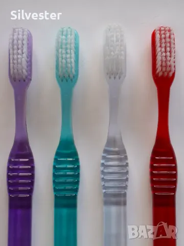 Специални Четки за Зъби с мек косъм CURVEX - SOFT!, снимка 13 - Други - 48387922