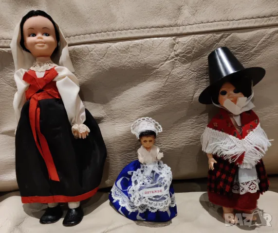 Кукли в национална носия, снимка 1