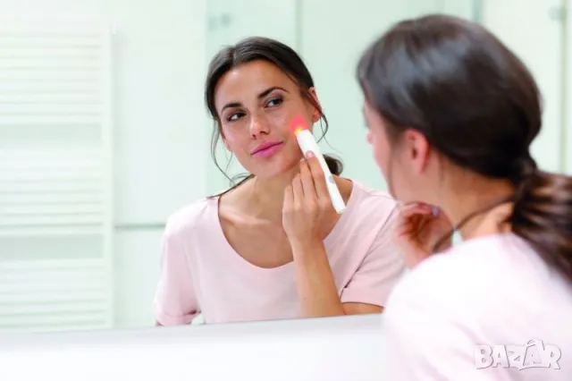 Писалка за фототерапия против акне Medisana DC 300 , Германия, снимка 3 - Тримери - 48808841