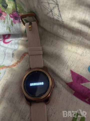 Смарт часовник Samsung Galaxy Watch3 - Rose Gold, снимка 4 - Друга електроника - 53371019