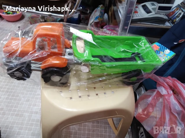 Продавам детско камион че за пясък.