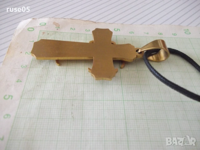 Кръст метален с плетен носач, снимка 6 - Колиета, медальони, синджири - 53844768
