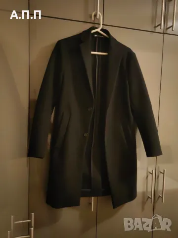 Палто Zara , снимка 4 - Палта - 48326043
