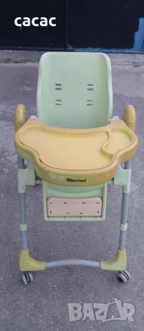 столче за хранене на дете
