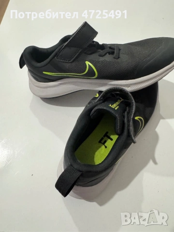 Маратонки Nike, снимка 2 - Детски маратонки - 53335153