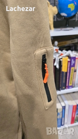 Мъжки зимен суитчер размер L, снимка 3 - Спортни дрехи, екипи - 52417595