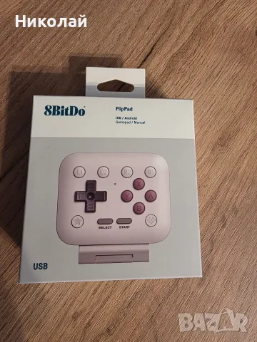 8Bitdo Flippad Геймпад за телефон, снимка 3 - Джойстици и геймпадове - 55723455