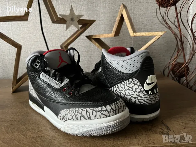 Обувки Nike Jordan 3 (38 номер), снимка 2 - Дамски ежедневни обувки - 48558460