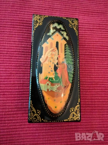Стара руска лакирана кутийка, авторска, СССР. 
