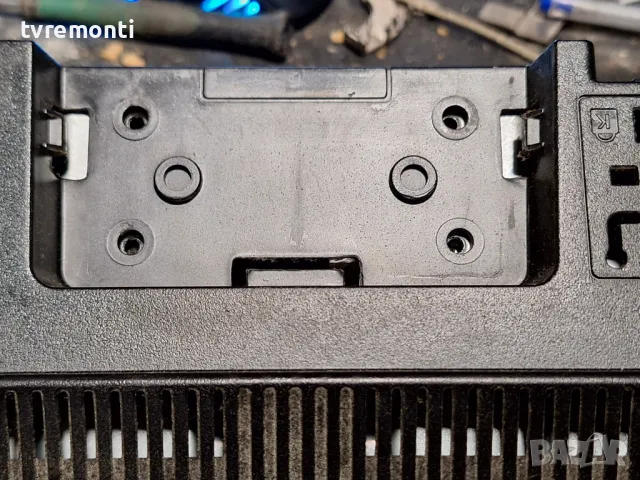 оригинална стойка телевизор TELEFUNKEN модел T32TX275DLBP, снимка 3 - Части и Платки - 48352315