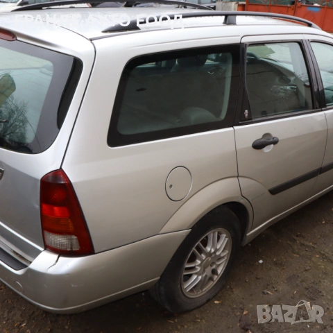 Форд Фокус 1.8тдди 90 к.с.2000г.Само на части, снимка 4 - Автомобили и джипове - 53006076
