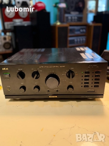 Усилвател AKAI AM-67