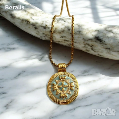Beralis Зелено дълго колие с медальон, снимка 5 - Колиета, медальони, синджири - 53495276