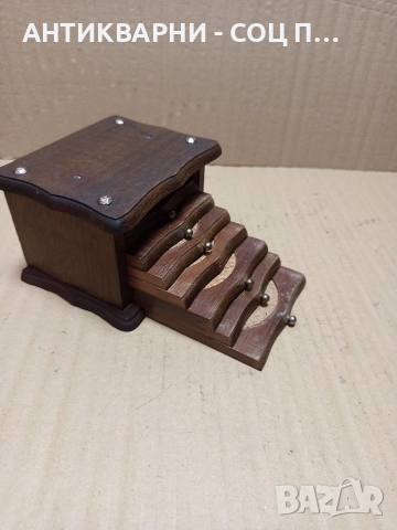 Комплект Стара Дървена Кутия С Подложки За Чаши. , снимка 10 - Антикварни и старинни предмети - 52697778
