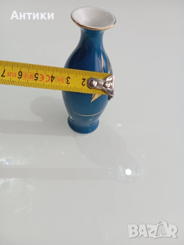 Миниатюрна китайска порцеланова ваза, снимка 5 - Вази - 52625996