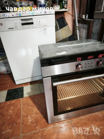 Фурна за вграждане Siemens , снимка 2 - Печки, фурни - 53731858